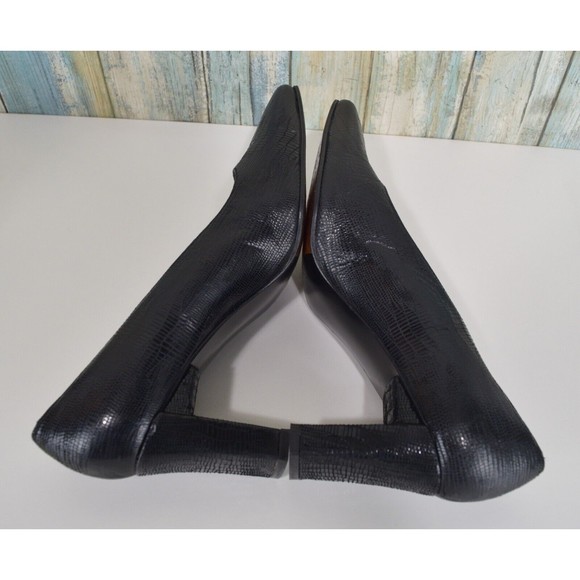 Stuart Weitzman Size 6 Black Snake Print Chic Pumps - Picture 9 of 10